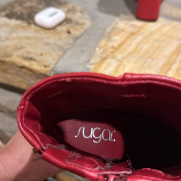 Red faux leather bootie 3” heel size 6 - Picture 10 of 10